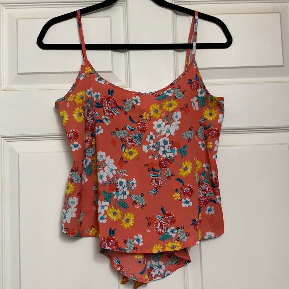 Ambiance Apparel floral tank top blouse; split back, size: S (EUC)